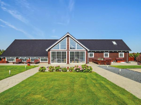 Holiday Home Emelita - 900m from the sea by Interhome, Bogø By